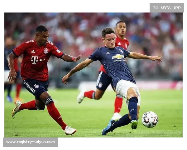 欧冠第二轮曼联小胜哥本哈根马丁内斯神扑助球队全取三分 欧冠第二轮曼联小胜哥本哈根马丁内斯神扑助球队全取三分