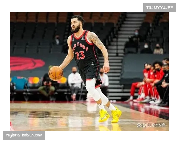 火箭队范弗利特ACL伤停 申京汤普森分担组织重任